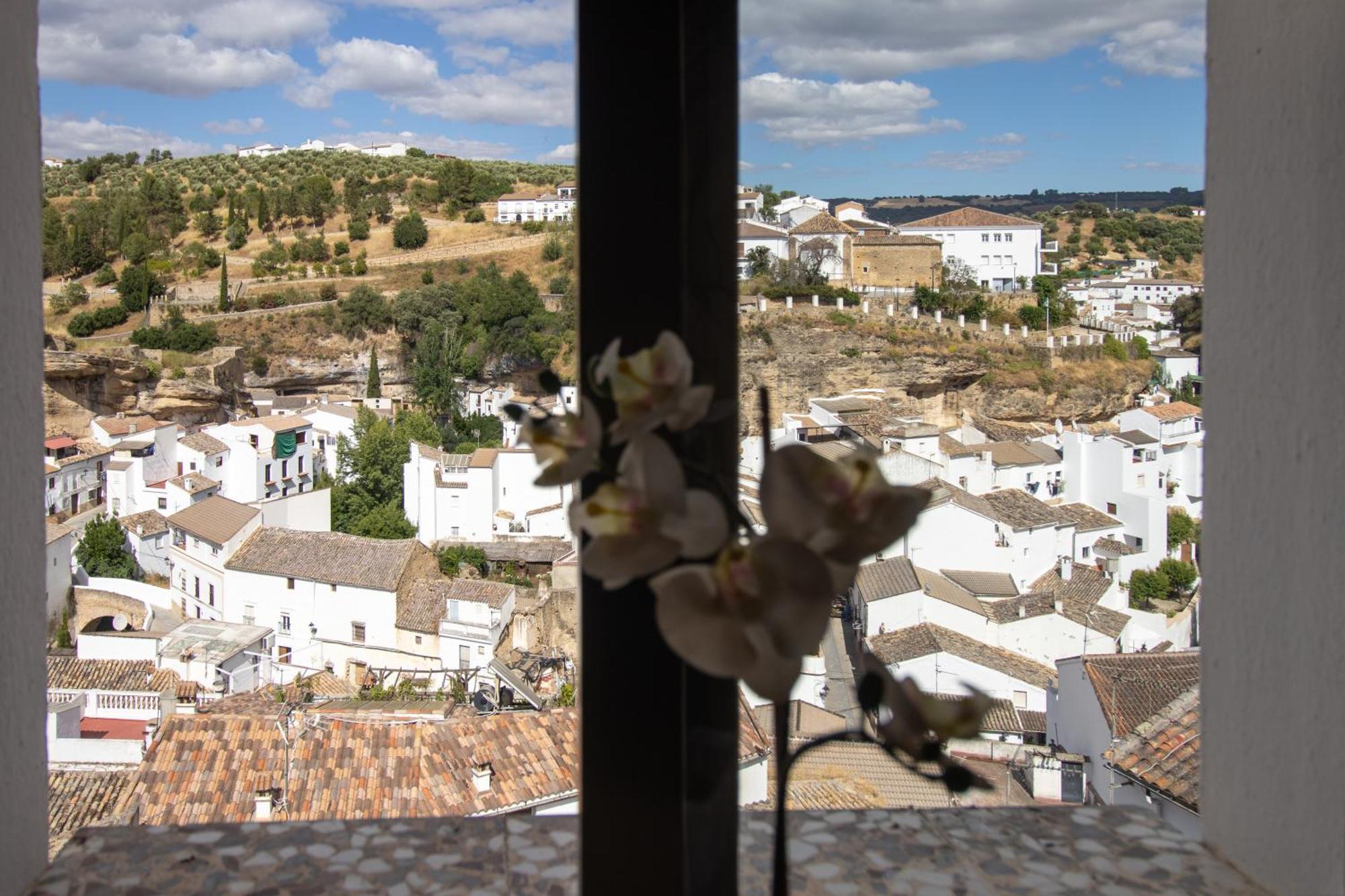 La Casa De La Lela Villa Setenil De Las Bodegas Room photo